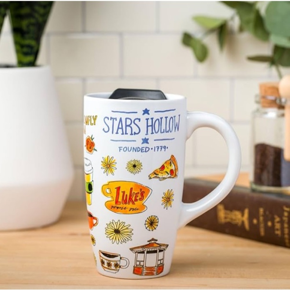 NWT Stars Hollow Gilmore Girls Luke's  16oz Coffee Mug with lid